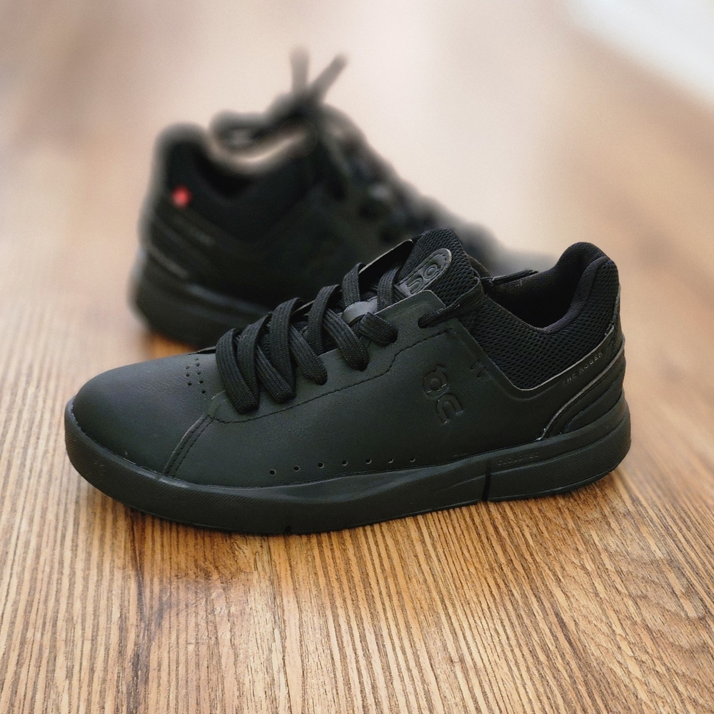 Size 7 - 🆕️Women's ON THE RODER Advantage Tennis Black Sneakers - Picture 7 of 14
